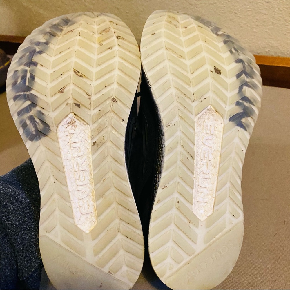 Saucony Freedom ISO EverRun Sneakers - Picture 7 of 10